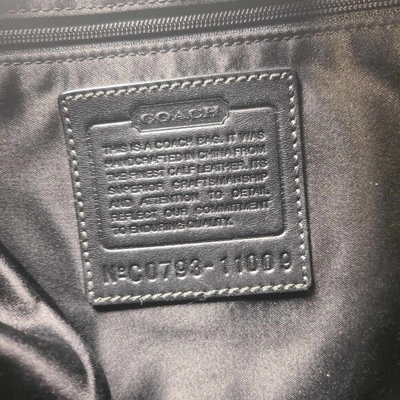 Coach Ergo extra Large Hobo in black - Picture 13 of 13